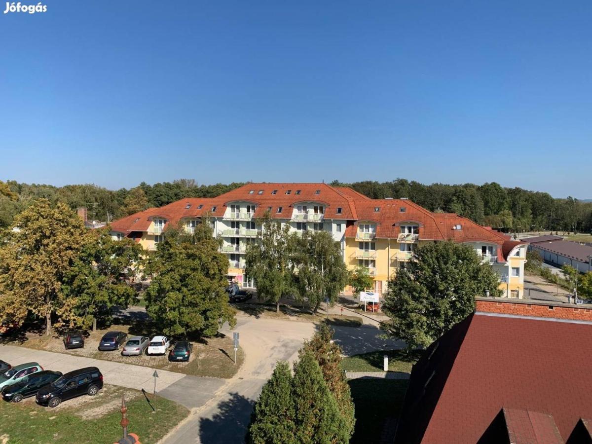 Karospool Apartment